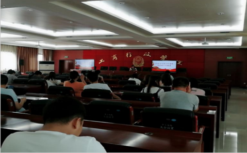 16、榆林市工商局组织干部职工学习社会主义核心价值观礼仪制度379.png
